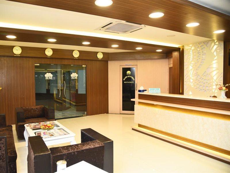 Hotel Mars Chennai Bagian luar foto