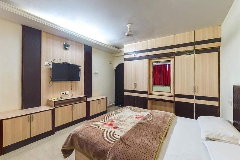 Hotel Mars Chennai Bagian luar foto