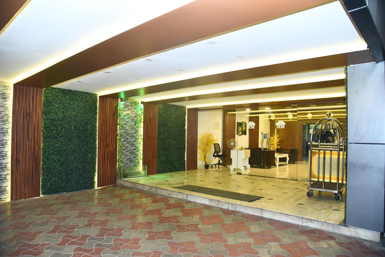 Hotel Mars Chennai Bagian luar foto