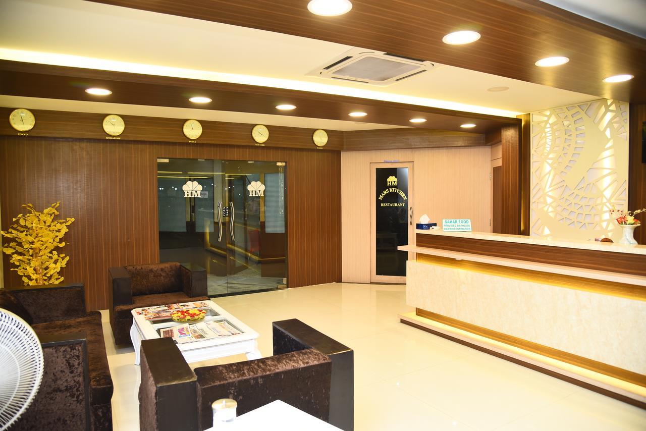 Hotel Mars Chennai Bagian luar foto